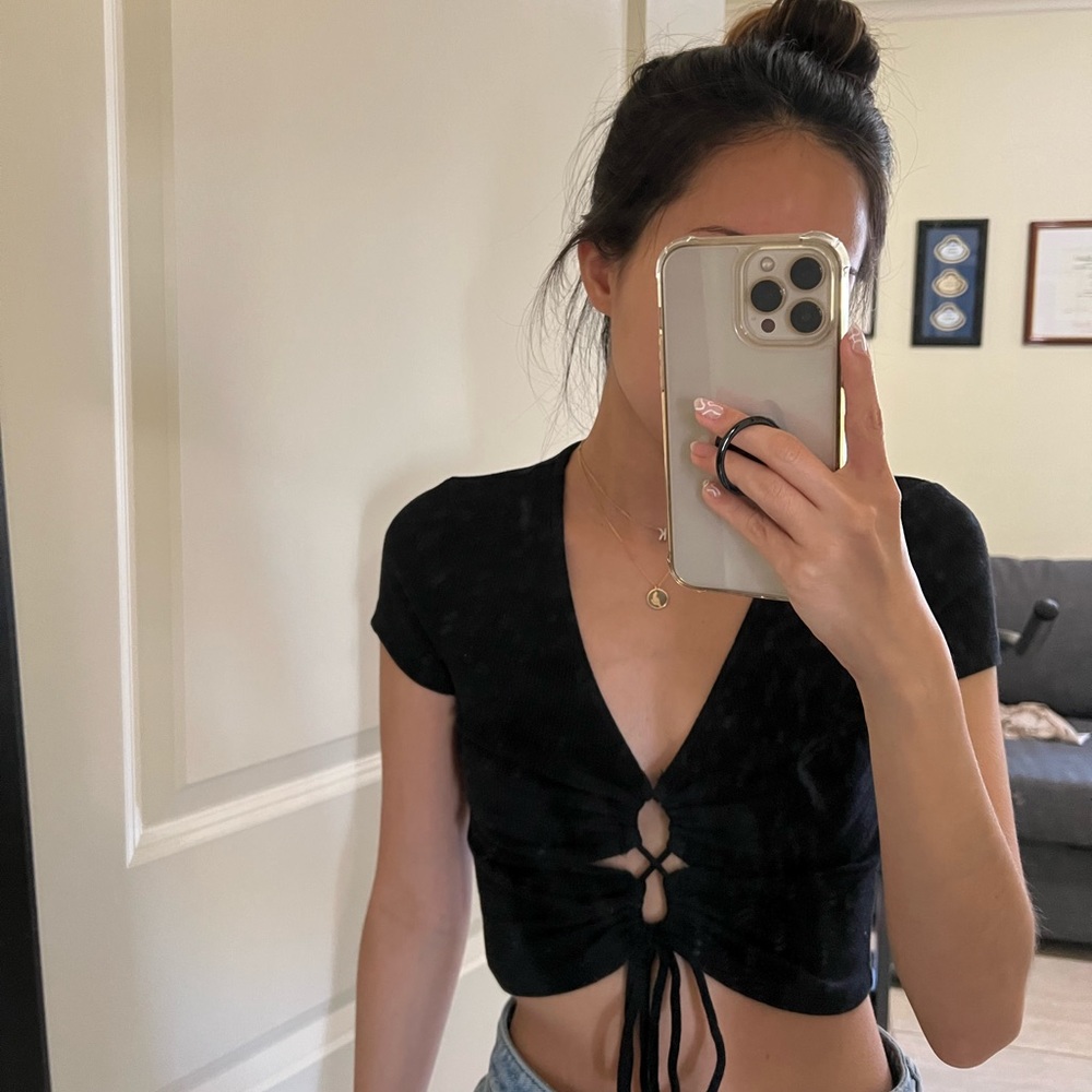 Abercrombie Ribbed Lace-Up Crop Top